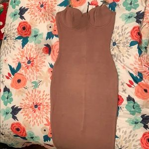 Plum midi gold-chained dress